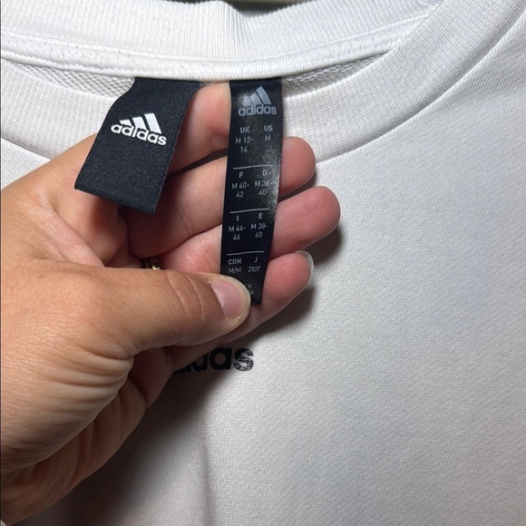Adidas Woman’s White Crewneck Sweatshirt with Logo Across Back Size Medium - Picture 9 of 10